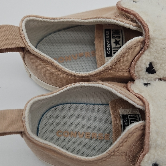 Adorable Sherpa Bear Face Kids Sneakers in Tan and White Velcro - Picture 8 of 15
